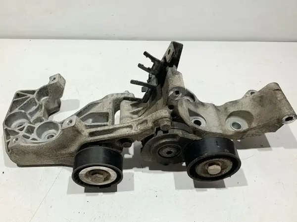 Suport accesorii 55565570 Opel Corsa D facelift (2011-2014) A17DTS LUD