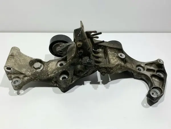 Suport accesorii Opel Astra J (2009-2012) 1.7 cdti A17DTF