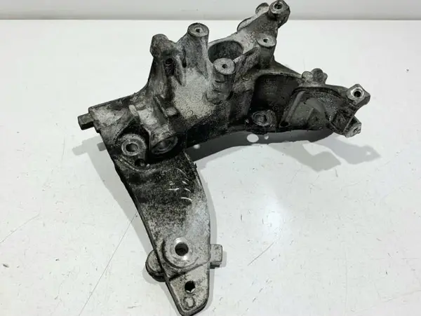 Suport alternator 9674030280 Peugeot 308 (2007-2013) 1.6 hdi