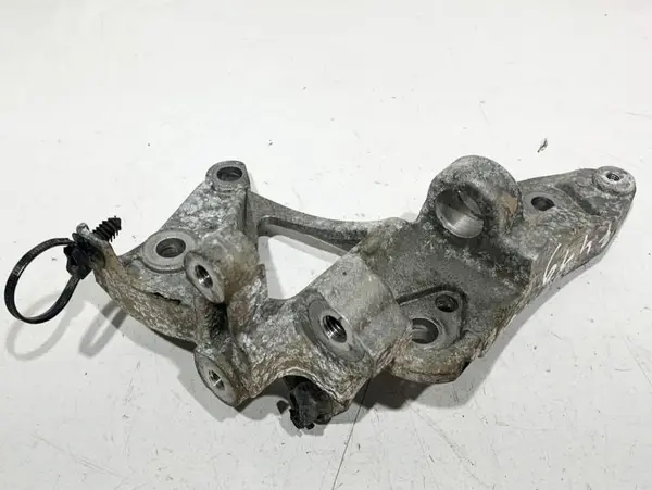 Suport alternator F1FQ-10K018-BA Peugeot 308 2 (2013-2017) 1.5 tdci 120 cp XUCA