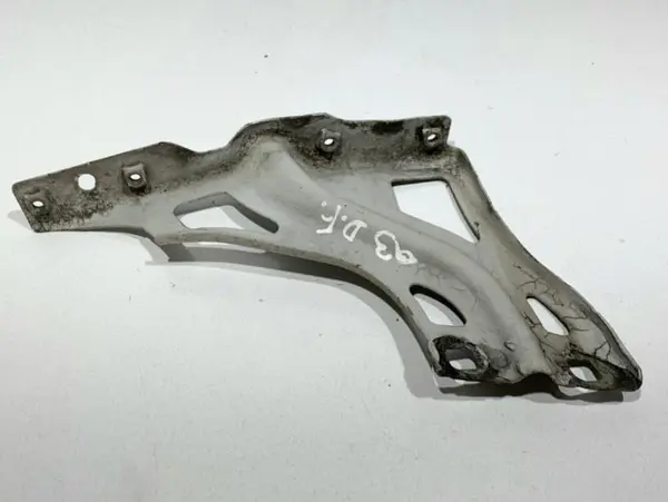 Suport aripa dreapta fata 8U0821136 Audi Q3 facelift (2014-2018)