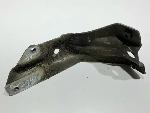 Suport aripa dreapta fata Volkswagen Golf 6 (2008-2013)