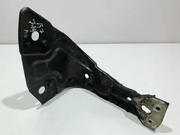 Suport aripa dreapta fata Volkswagen Passat B7 (2010-2014)