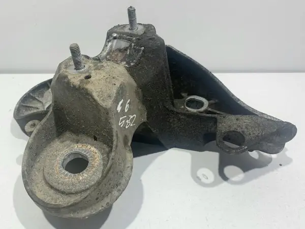 Suport bara stabilizatoare stanga fata 4F0199351S Audi A6 Allroad (2006-2011) [4FH, C6] 2.7 3.0 tdi; 2.7 tdi CANA