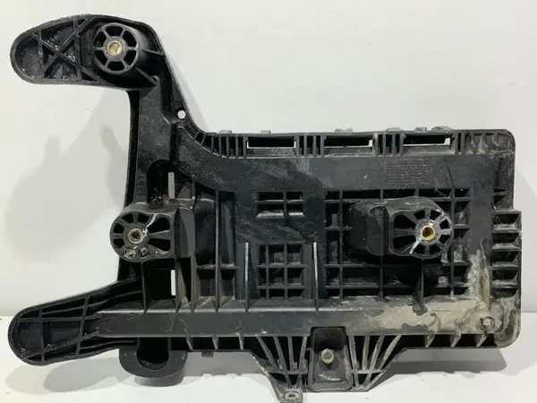 Suport baterie 1KM915333 Volkswagen Jetta 5 (2005-2010)