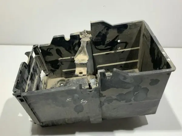 Suport baterie 4M51-10757-BB Ford Focus 2 facelift (2008-2010)