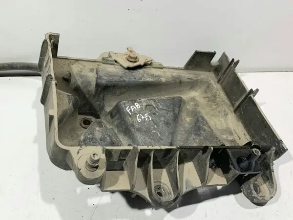 Suport baterie 6Q0915331 Volkswagen Polo 4 (2001-2005)