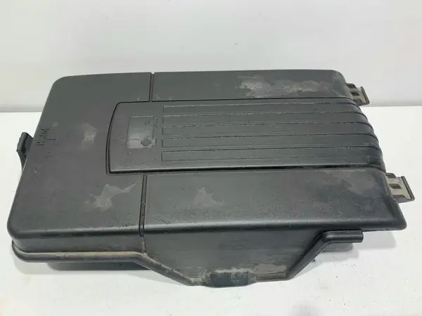 Suport / capac baterie 3C0915443A Volkswagen Passat CC (2008-2012)