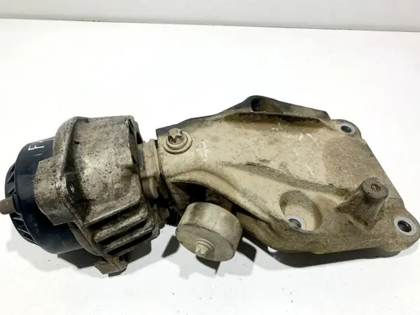 Suport cu tampon motor stanga 6777371 BMW Seria 5 GT (2009-2017) [F07] 3.0d N57d30A