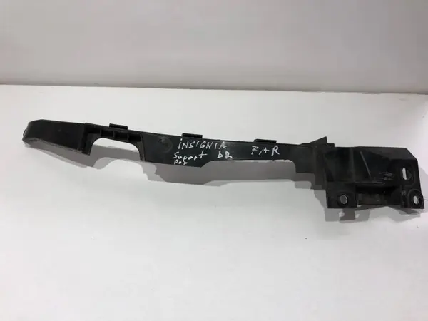 Suport far dreapta 13250571 Opel Insignia A (2008-2013)