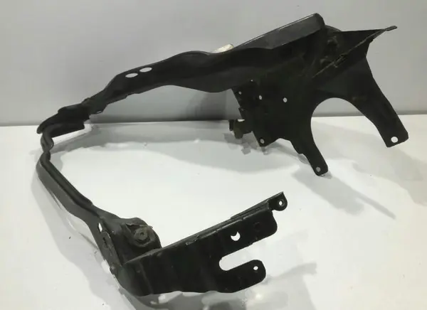 Suport far dreapta Mercedes CLS (2004-2010) [C219] w219