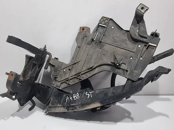 Suport far stanga 8K0805607A Audi A4 Allroad (2009-2011) [8KH, B8]