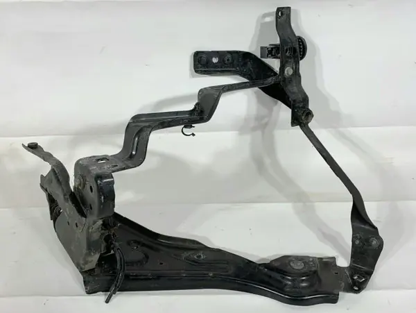 Suport far stanga A2046201191 Mercedes C-Class (2007-2010) [W204]