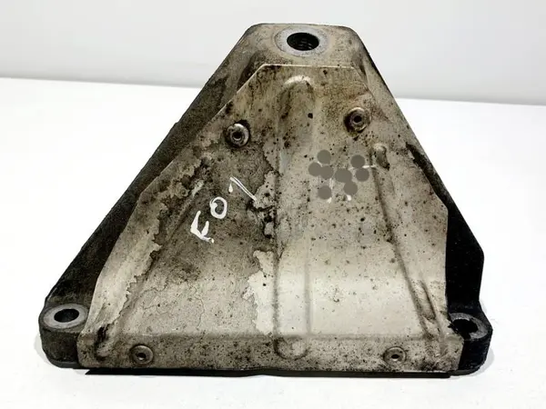 Suport motor dreapta 6777622 BMW Seria 5 (2010-2017) [F11] 5.0i n63