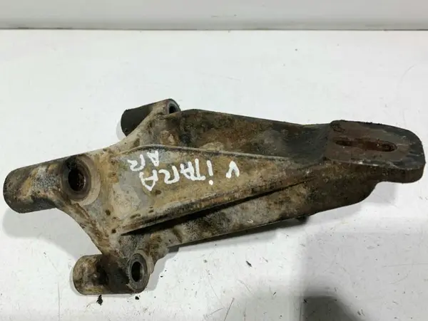 Suport motor dreapta Suzuki Grand Vitara 2 (2005->) 1.9 DDIS F9Q euro 4