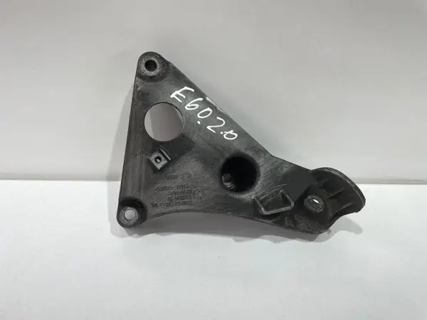 Suport motor stanga 6777053 BMW Seria 5 (2003-2010) [E60] 2.0d n47