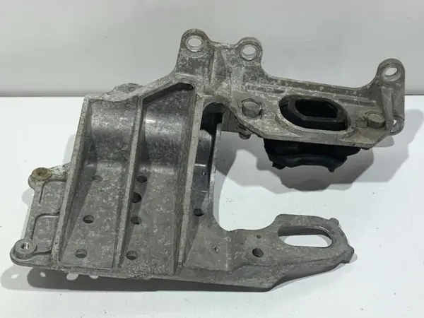 Suport motor stanga Nissan Qashqai facelift (2010-2013) [J10] 1.5 dci K9K 282