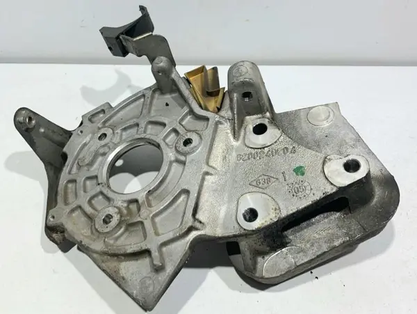 Suport pompa inalta 8200240204 Suzuki Grand Vitara 2 (2005->) 1.9 DDIS F9Q euro 4