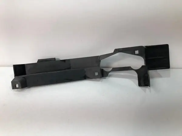 Suport radiator stanga Land Rover Range rover vogue L322 (2002-2009)