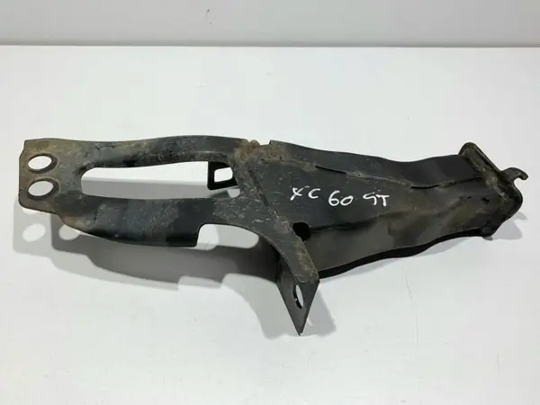 Suport radiator stanga Volvo XC60 (2008-2013)