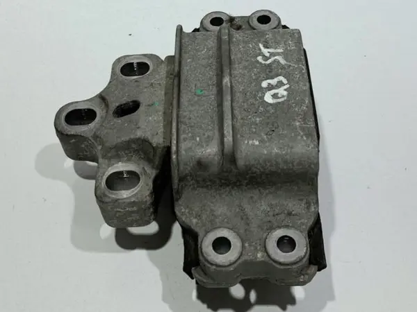 Suport tampon cutie viteze 8J0199555 Audi Q3 (2011-2017) [8U] 2.0 tdi CUVC