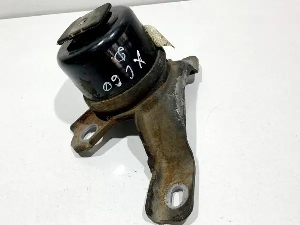 Suport / tampon motor 30793318 Volvo XC70 2 facelift (2013-2016) 2.4 d5 D5244T15 215 cp