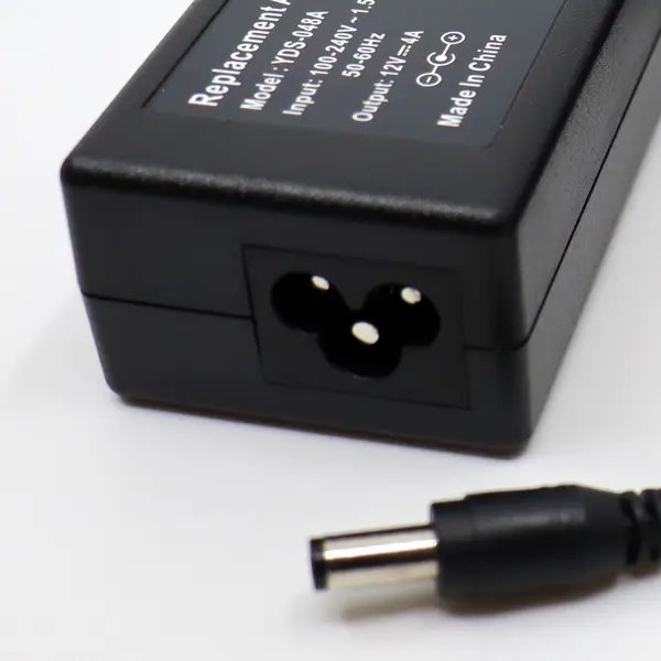 Sursă de alimentare în comutație 12V 4A cu fir, mufă 5,5×2,1 mm, Rovision YDS