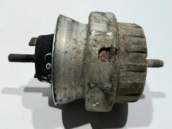 Tampon motor dreapta 4F0199382C Audi A6 (2004-2011) [4F2, C6] 2.0 tdi CAHA