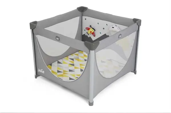 Tarc de joaca si patut cu un nivel Joie Cheer Little Explorer