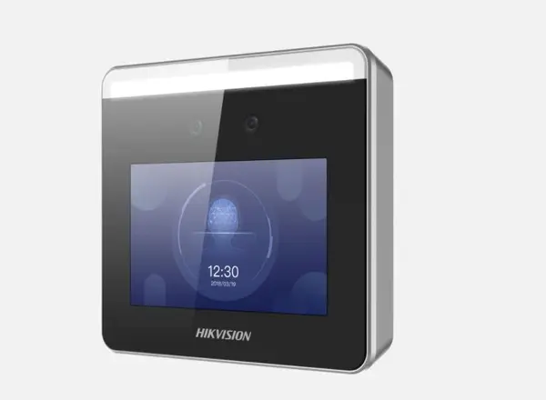 Terminal cotrol acces cu recunoaștere facială Hikvision DS-K1T331