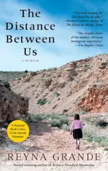 The Distance Between Us, Paperback/Reyna Grande