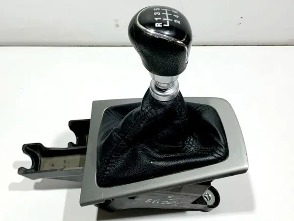 Timonerie cu nuca cutie manuala BV6R-7C453-CAC Ford Focus 3 (2011-2015) 1.6 tdci T1DB 115 cp