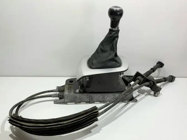 Timonerie cutie manuala 5N0711049T Volkswagen Tiguan facelift (2011-2015) 2.0 tdi CUVC