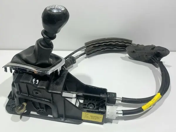 Timonerie cutie manuala 8201062921A Renault Megane 3 facelift (2012-2016) 1.5 dci K9K (636) 110 cp