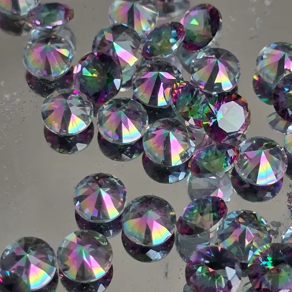 Topaz mistic fatetat Rotund – Pietre pentru Bijuterii