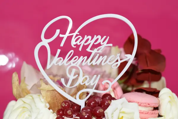 Topper tort Happy Valentine s Day TC23 Lemn natur, 10x10cm