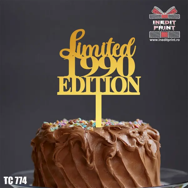 Topper Tort Personalizat Limited Edition TC734 Lemn natur, 13x13cm