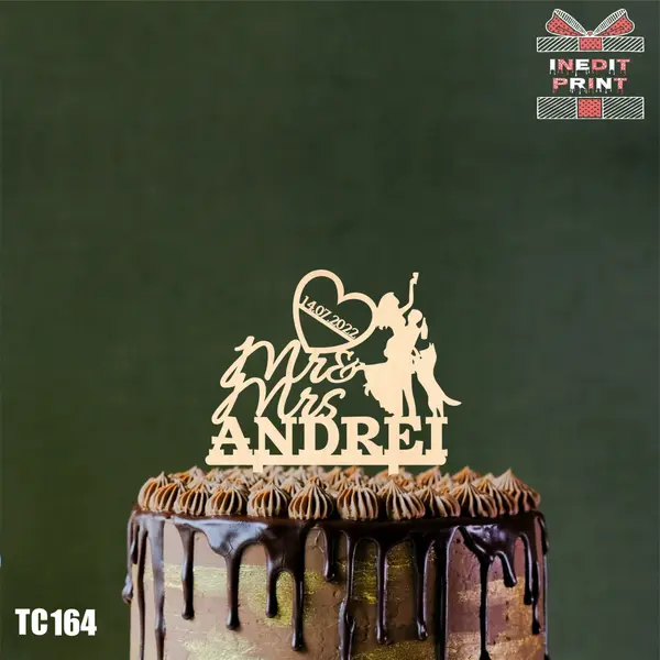 Topper Tort Personalizat MrMrs TC164 Lemn natur, 16x16cm