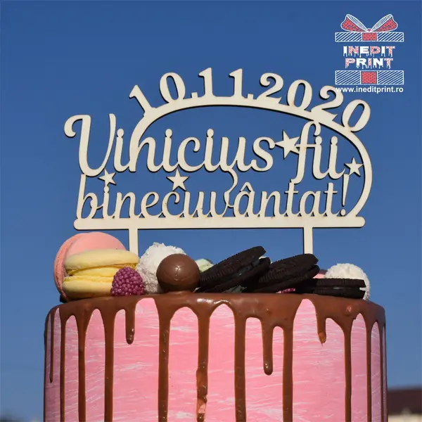 Topper Tort Personalizat Nume TC196 Lemn natur, 20x20cm