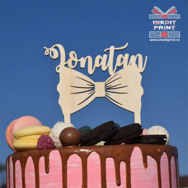 Topper Tort Personalizat TC299 Lemn natur, 13x13cm