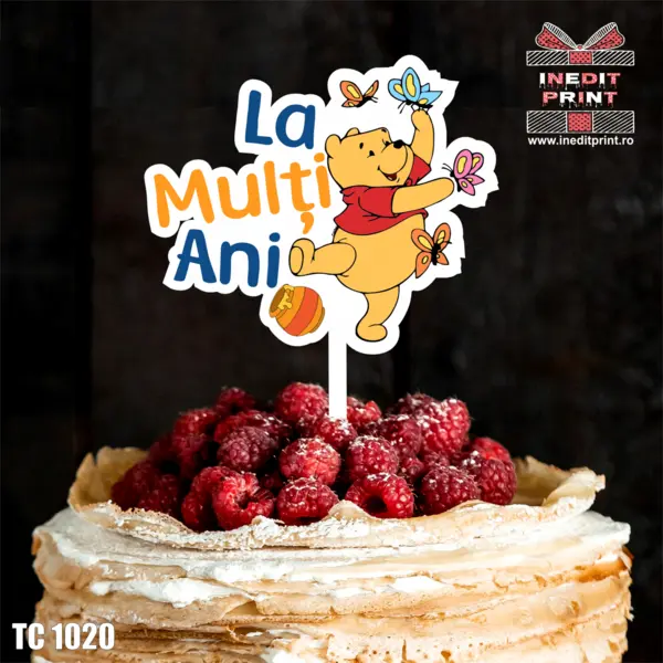 Topper Tort UV Winnie the Pooh La multi ani TC1020 13x13cm, Plexiglass alb