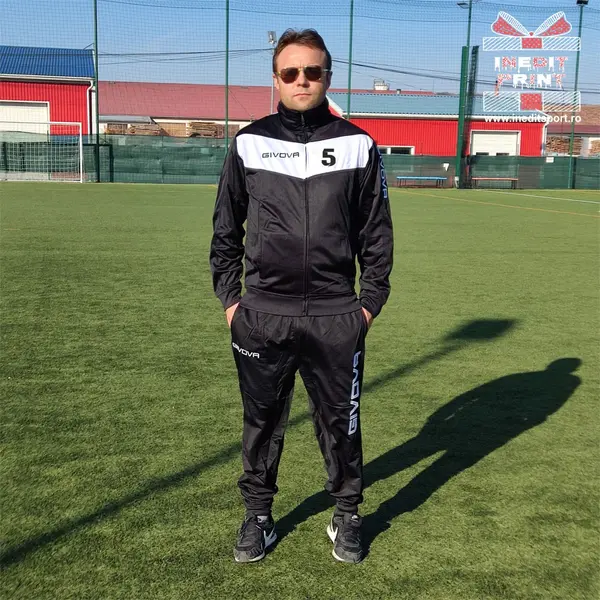 Trening copii si adulti Givova visa personalizabil 4XS, NEGRU CU ALB