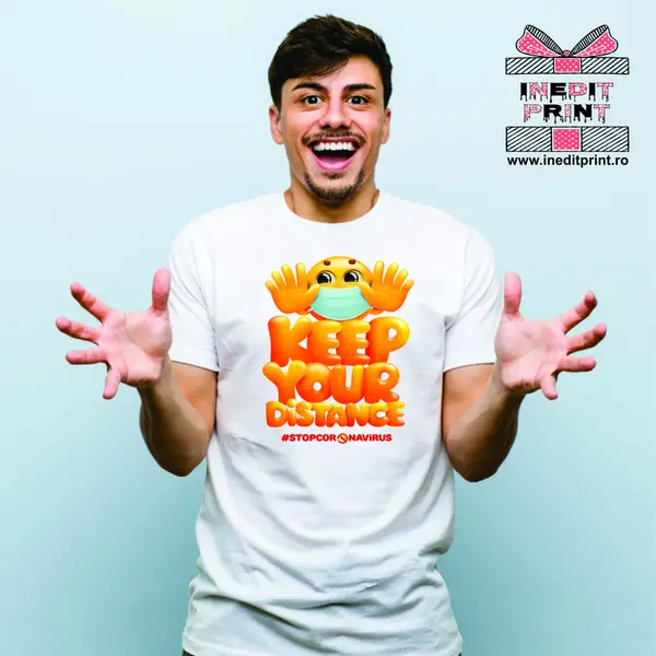 Tricou Keep Your Distance -