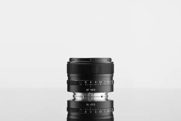 TTArtisan AF 40mm F2 Obiectiv Autofocus, Montura Sony E, Full-Frame, Diafragma F2-F16, 9 Elemente in 6 Grupuri, Negru