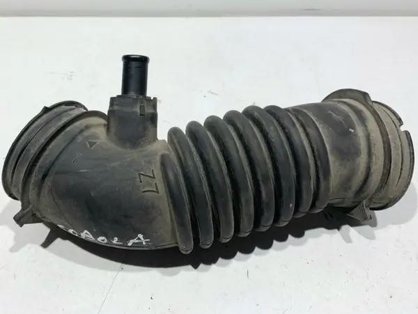 Tub admisie aer 17881-0T060 Toyota Auris (2010-2013) 1.6 benzina 1ZRFAE