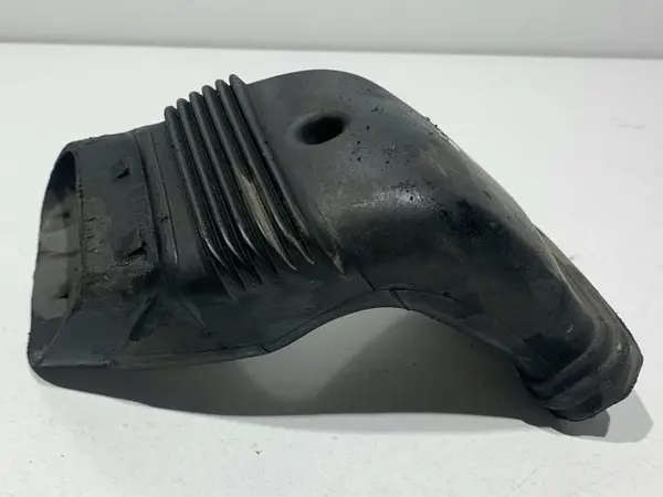 Tubulatura admisie aer 8V41-9E635-CC Ford Kuga (2008-2012) 2.0 tdci 163 cp