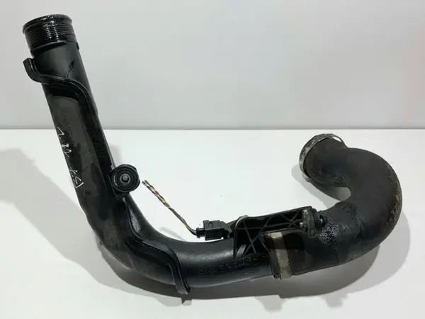 Tubulatura intercooler cu senzor 1K0145770AE Volkswagen Tiguan (2007-2011) 1.6 tdi; 2.0 tdi CFFB; CAY