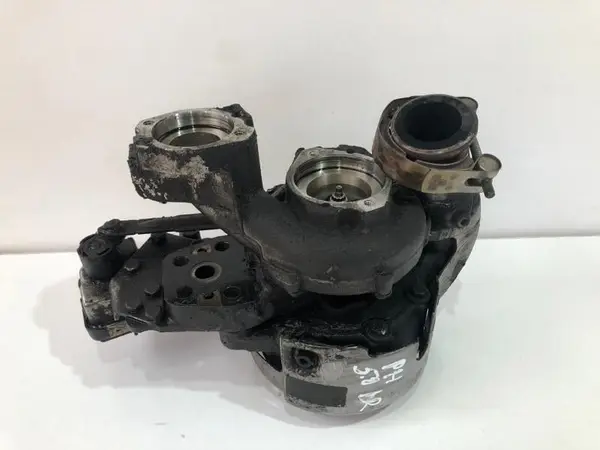 Turbo dreapta Volkswagen Phaeton (2002-2010) 5.0 tdi