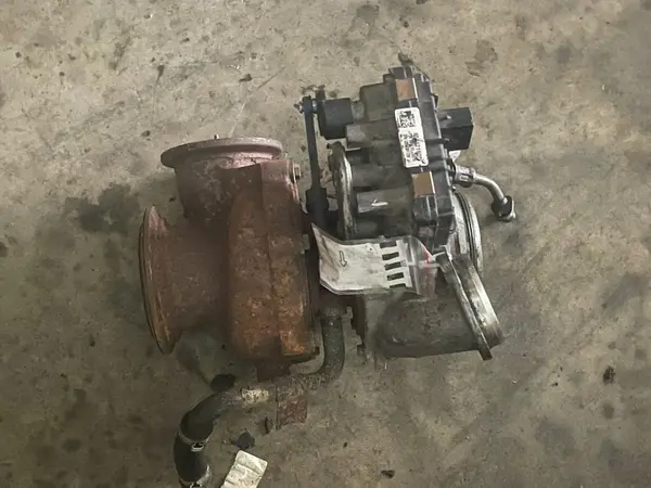 Turbocompresor 8584218 BMW Seria 5 (2017-2024) [G30] 3.0d b57