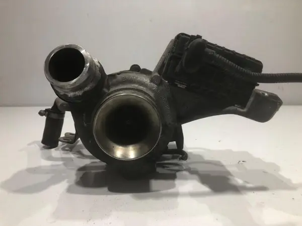 Turbosuflanta 7800595 BMW Seria 5 LCI (2007-2010)[e60] 2.0d n47d20a